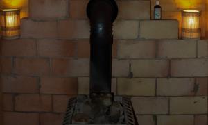 Fafűtéses finn szaunakazán